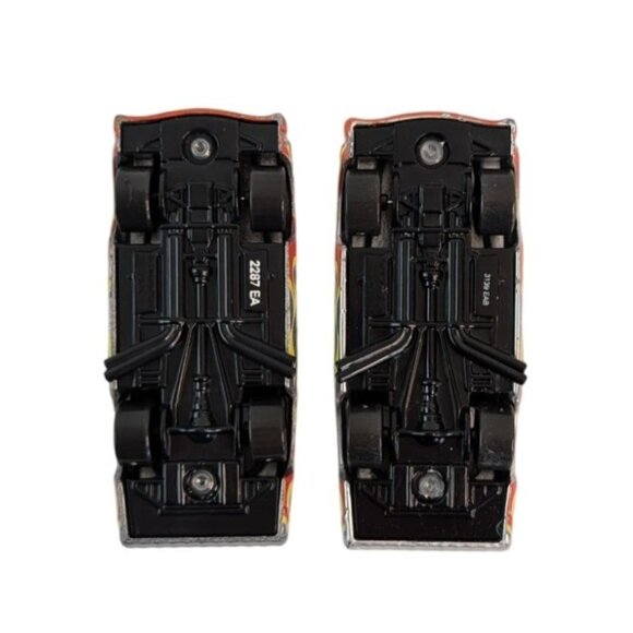 Disney Pixar Cars Diecast #17 Darrell Cartrip & #11 Mario Andretti Lot of 2 - Picture 7 of 13